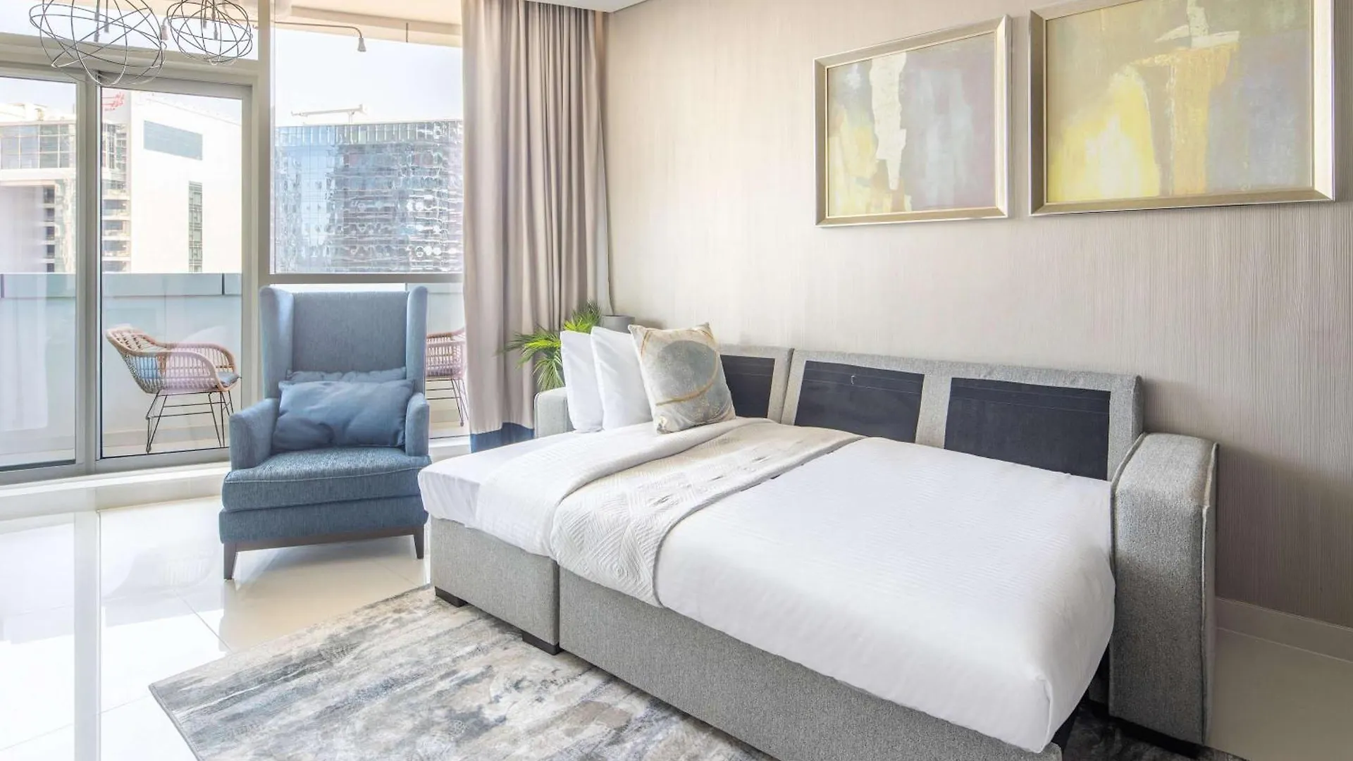 Apartment Frank Porter - Damac Distinction Dubai