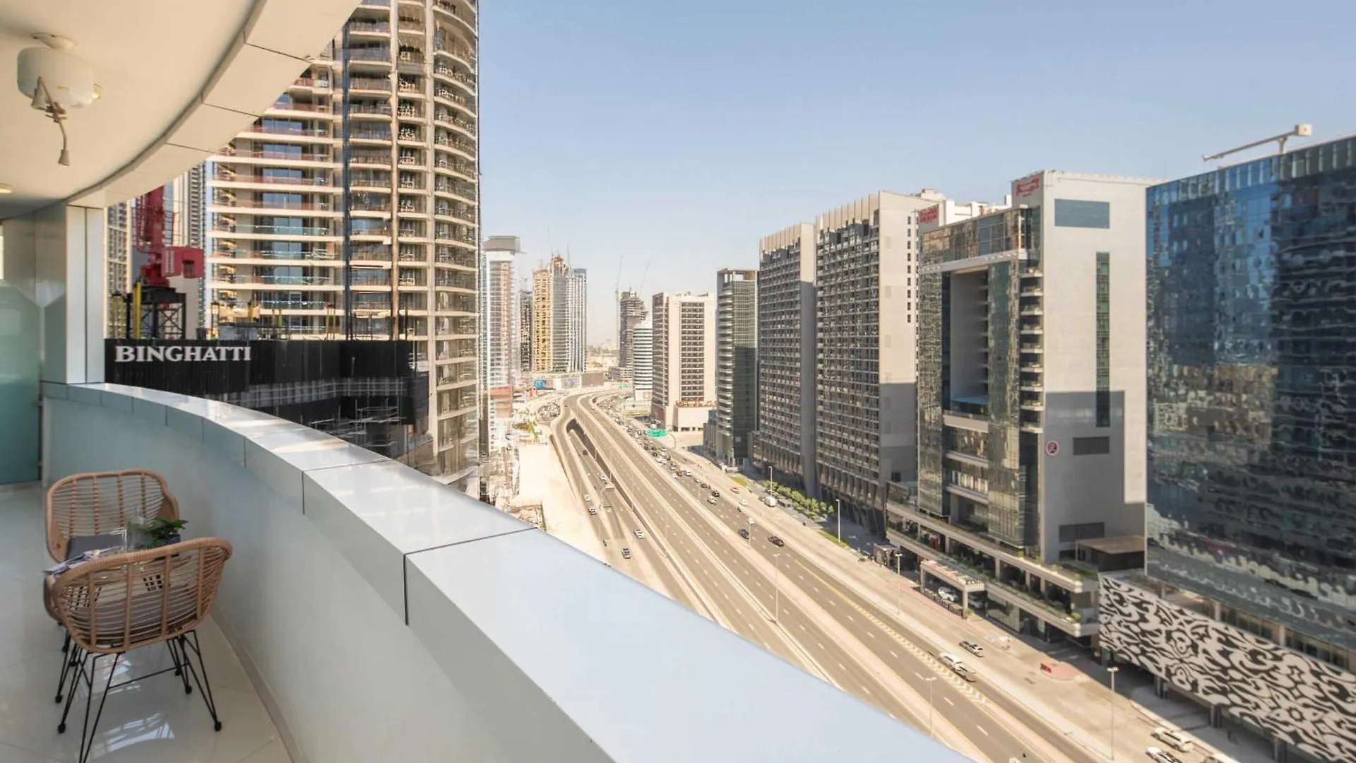 Frank Porter - Damac Distinction Dubai Apartment